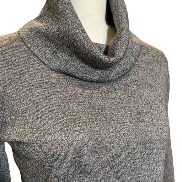 Woolrich 100% Merino Wool Cowl Neck Side Zip Lightweight Sweater Women's Size M - Picture 2 of 11